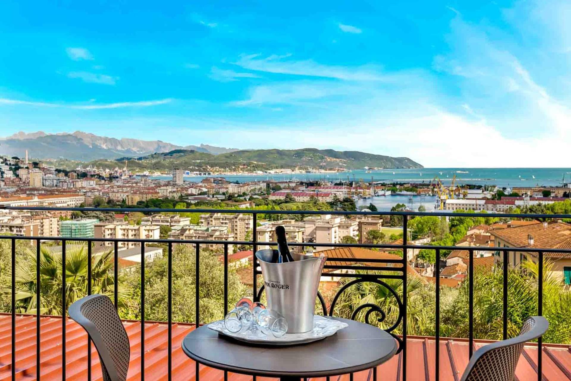 Dreams Guest House La Spezia Exterior photo